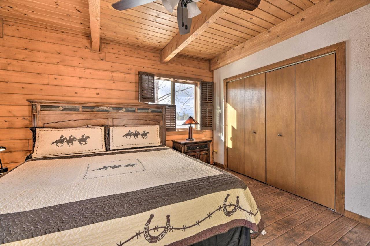 Rustic Village Lake Cabin Escape With Deck And Grill! Пагоса-Спрінгс Екстер'єр фото