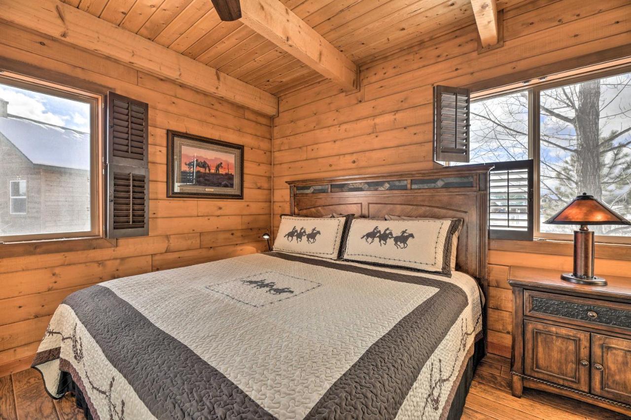 Rustic Village Lake Cabin Escape With Deck And Grill! Пагоса-Спрінгс Екстер'єр фото